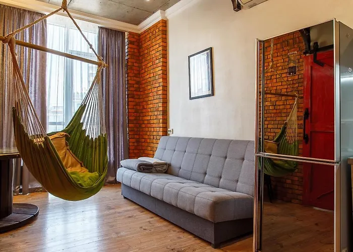 דירה Loft With A Swing And Side Sea View