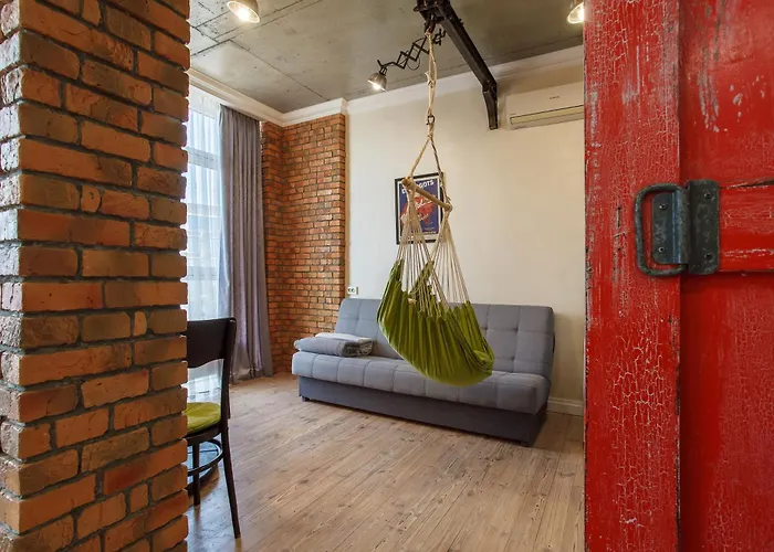 Loft With A Swing And Side Sea View דירה *